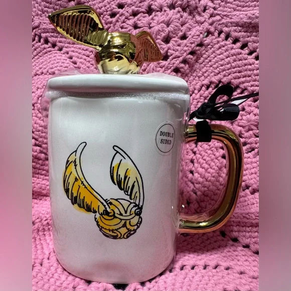 Wizarding World Rae Dunn Golden Snitch Double-Sided Mug w/Topper HTF NWT - Picture 2 of 6